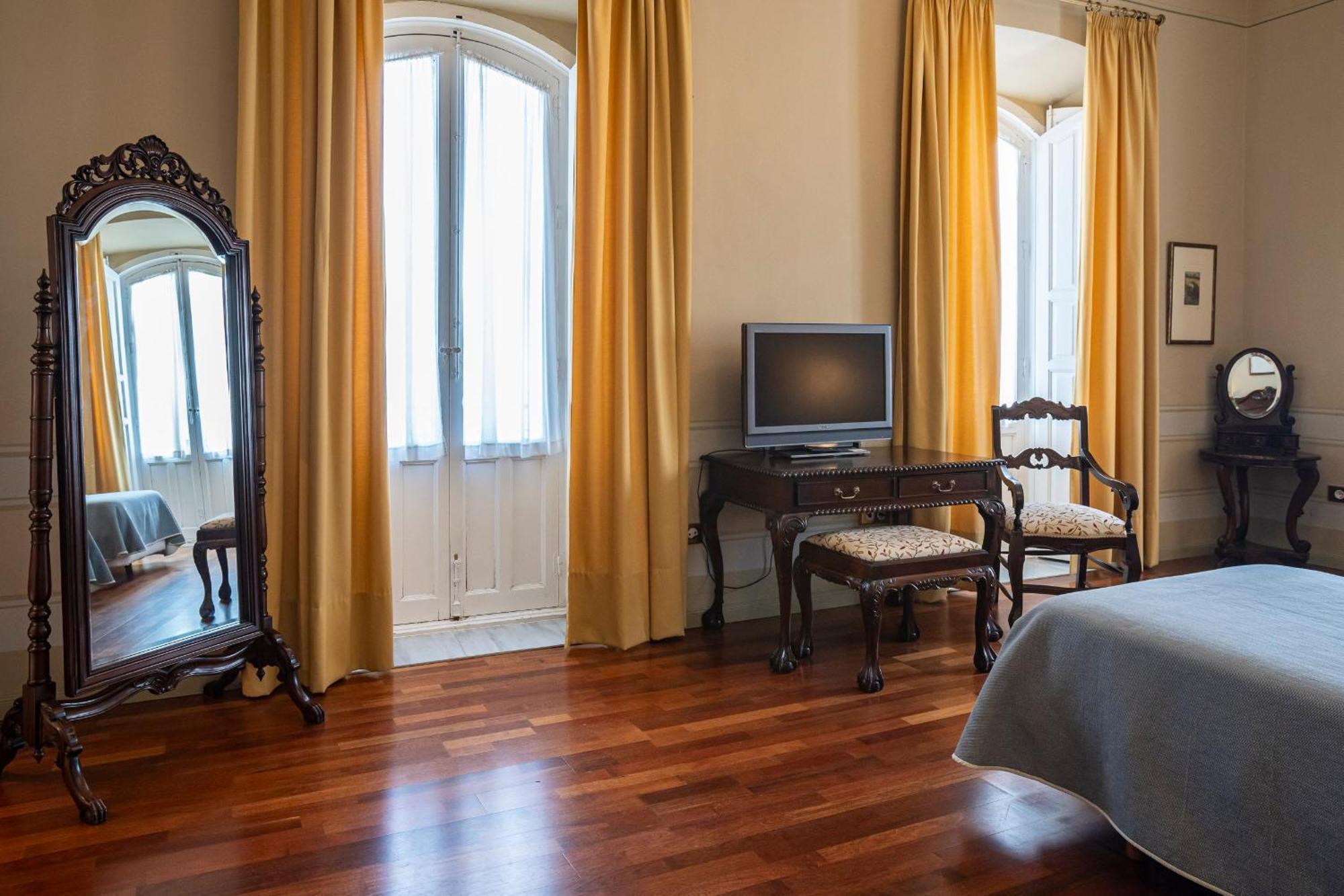 Hotel Mirador De Llerena Льєрена Екстер'єр фото